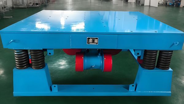 如何根据不同的应用需求选择合适的振动平台？